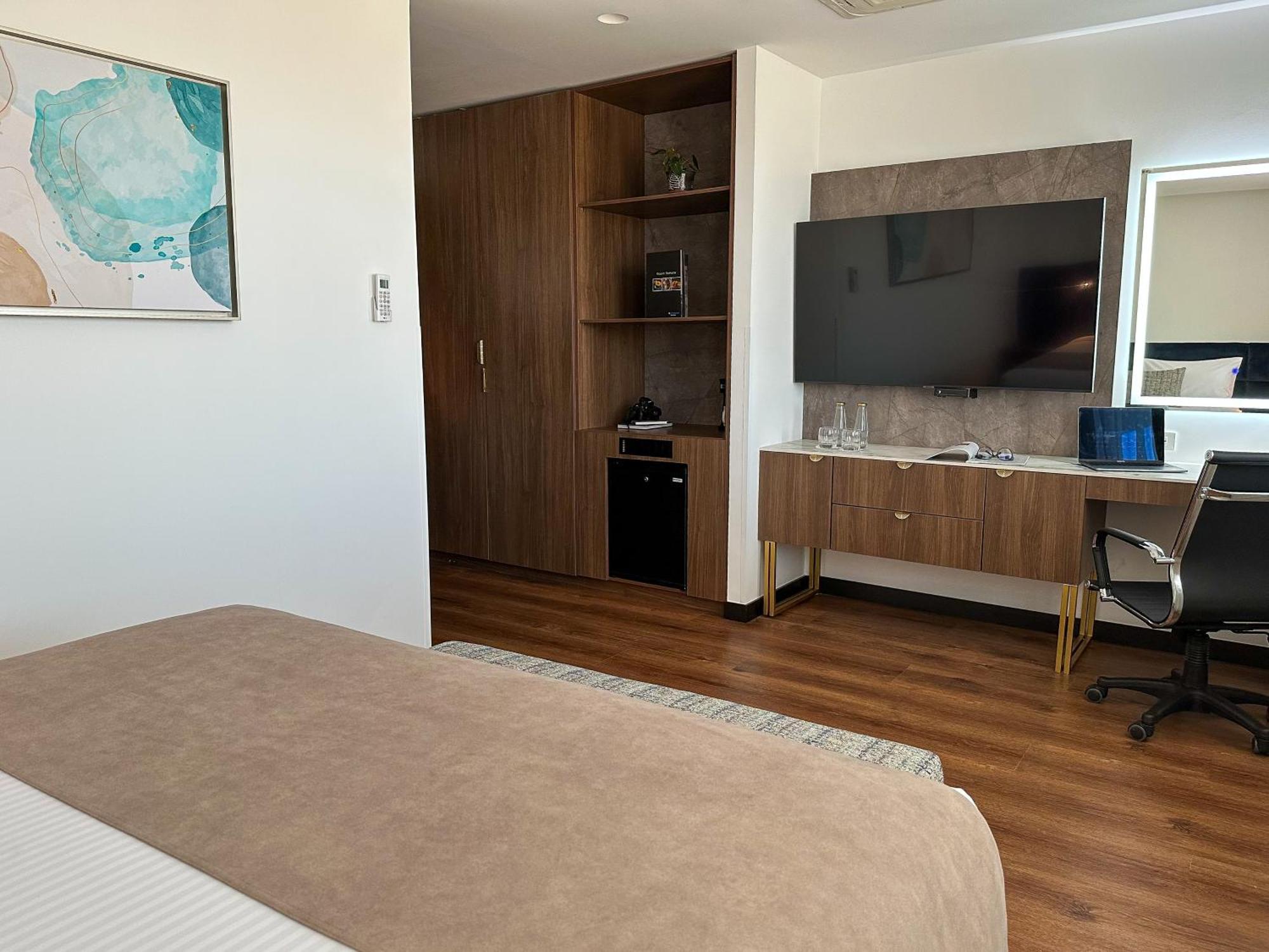 Wyndham Quito Airport Ξενοδοχείο Puembo Εξωτερικό φωτογραφία A room at the hotel