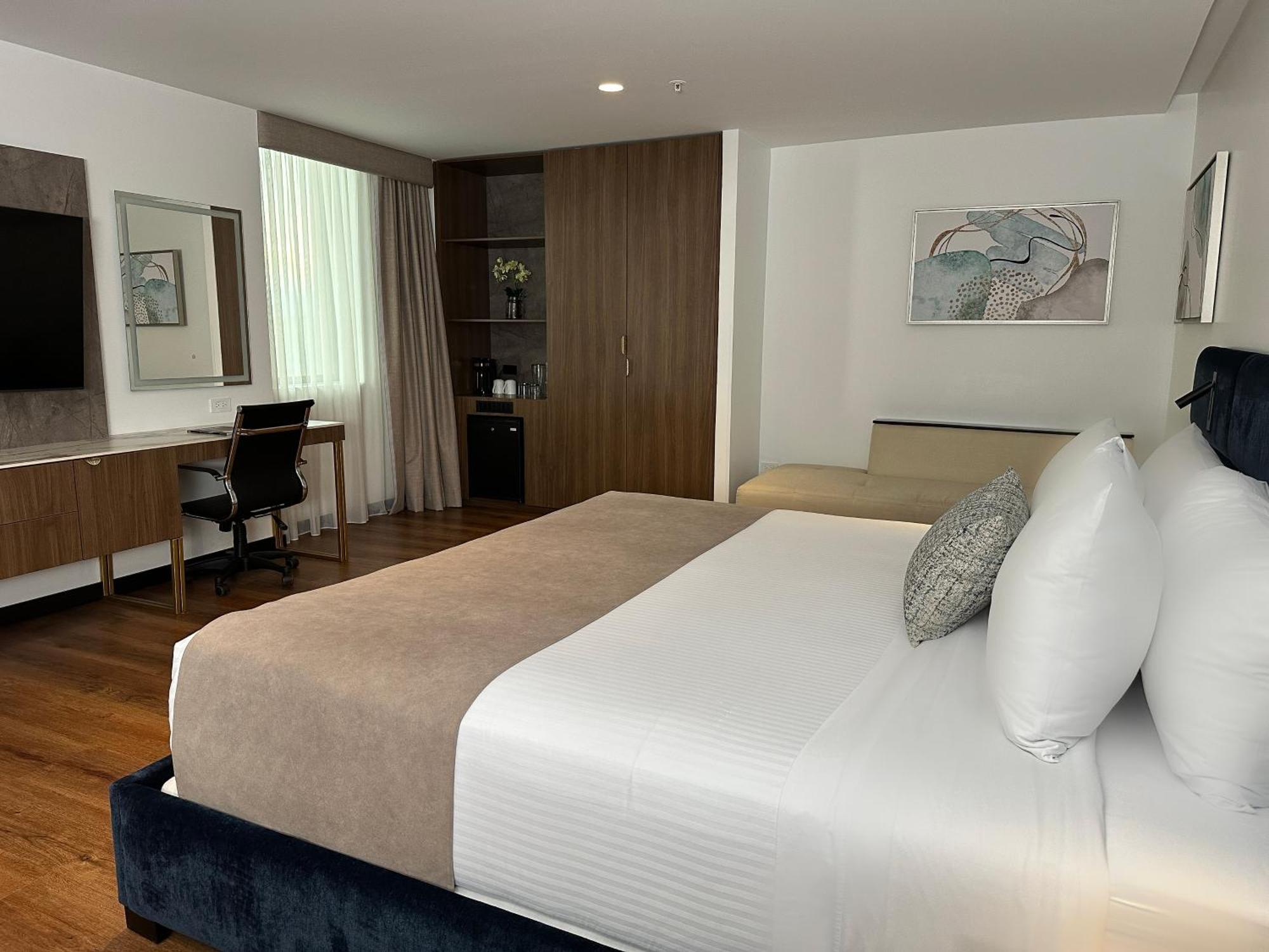 Wyndham Quito Airport Ξενοδοχείο Puembo Εξωτερικό φωτογραφία A room at the hotel