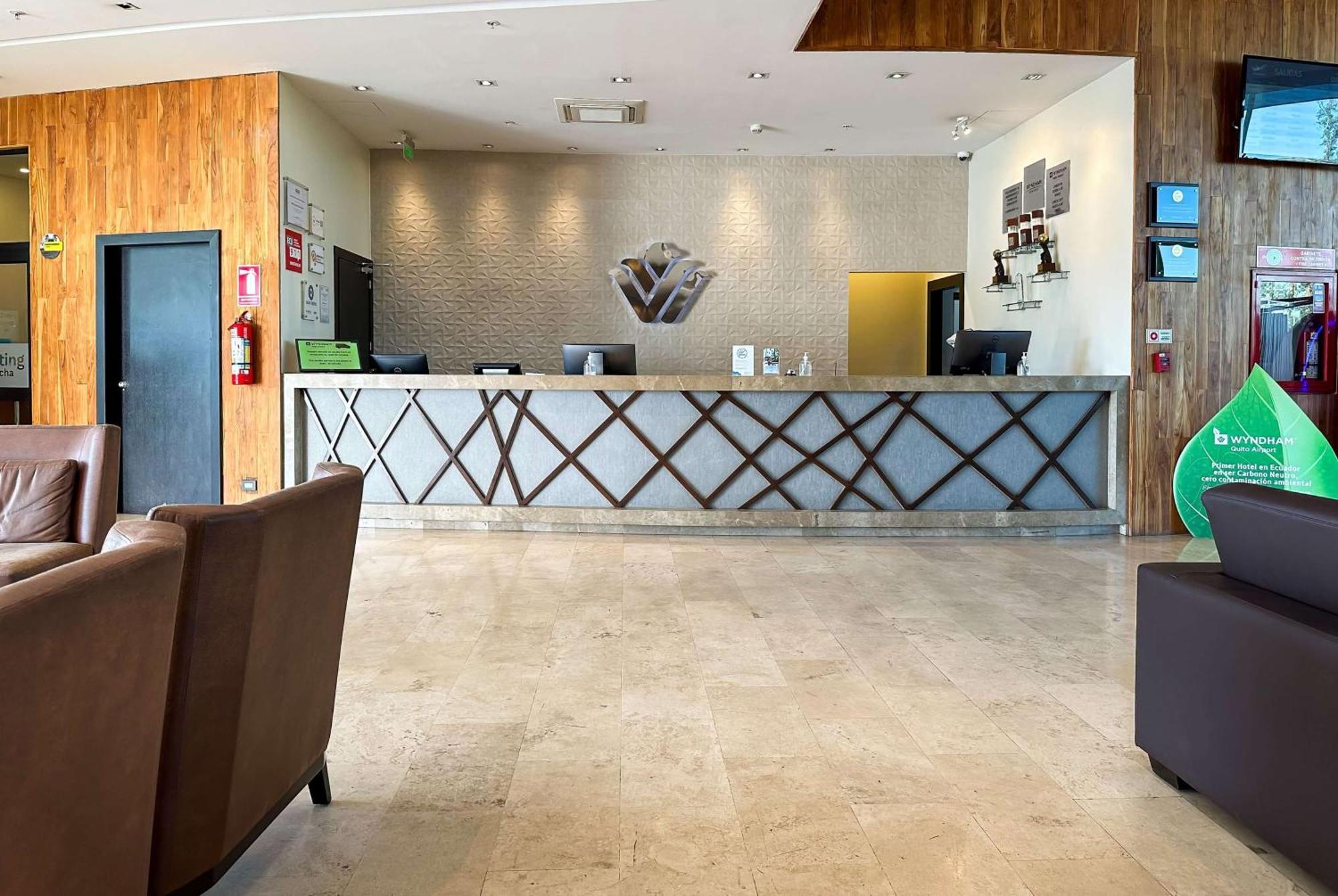 Wyndham Quito Airport Ξενοδοχείο Puembo Εξωτερικό φωτογραφία