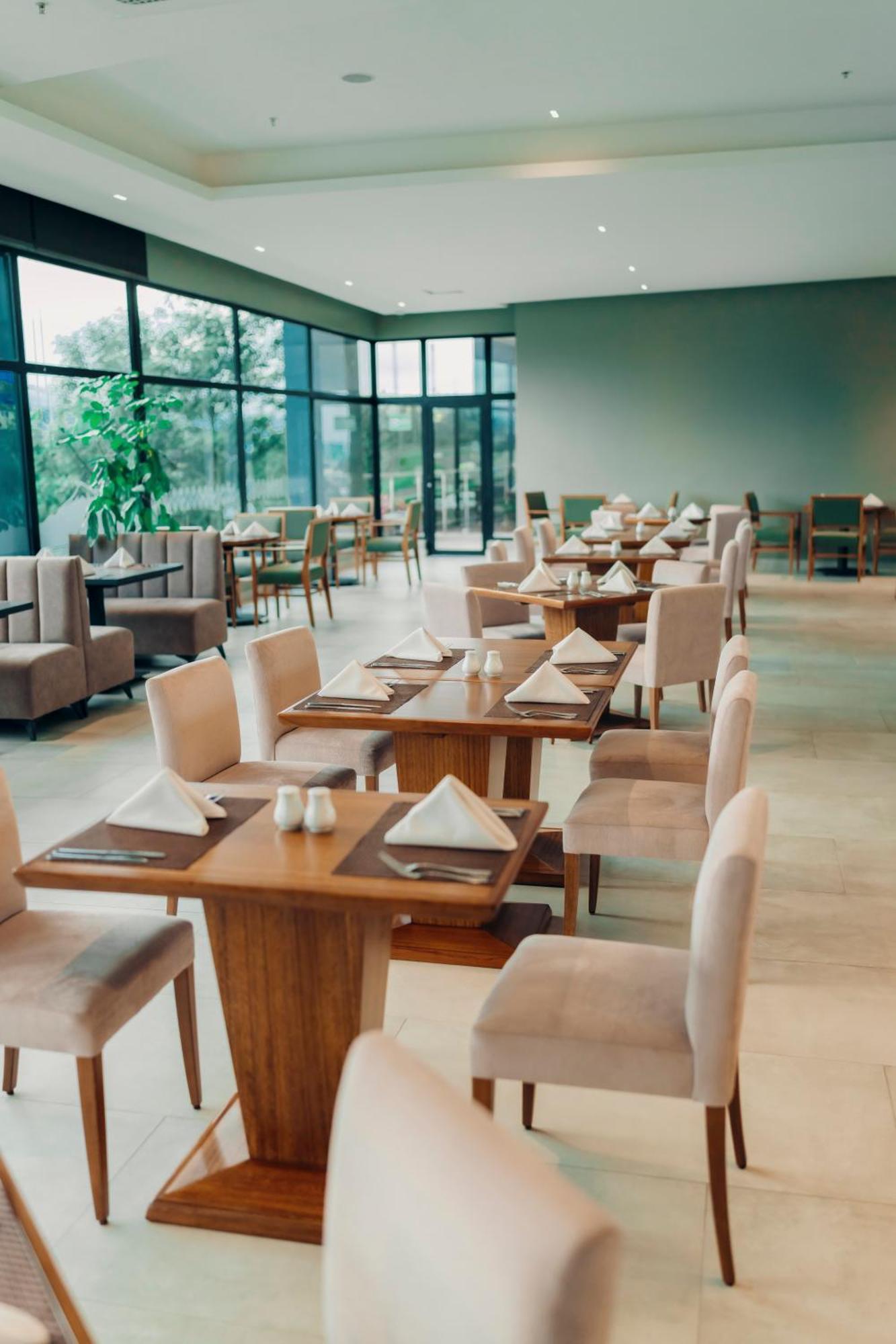Wyndham Quito Airport Ξενοδοχείο Puembo Εξωτερικό φωτογραφία